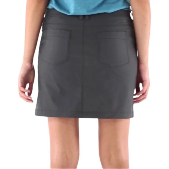 REI Northway Skort Skirt Stretch Asphalt Grey Hiking Activewear Travel Quick Dry - Picture 3 of 14